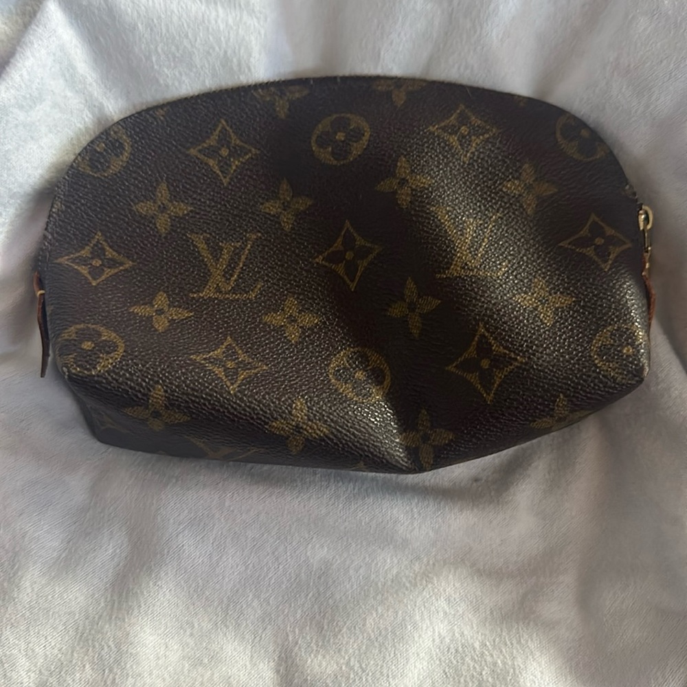 COPY - Louis Vuitton cosmetic small bag